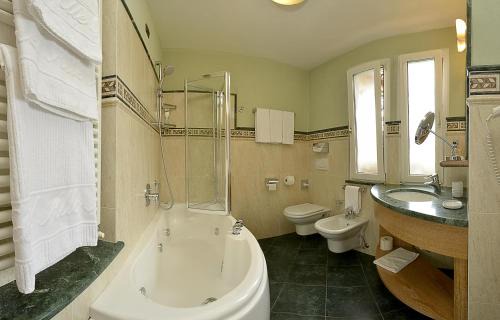 Moena Hotel | Hotel Alle Alpi