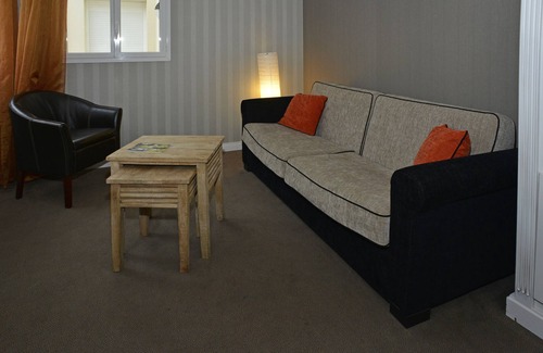 Deauville City Centre Hotel | Hotel Almoria