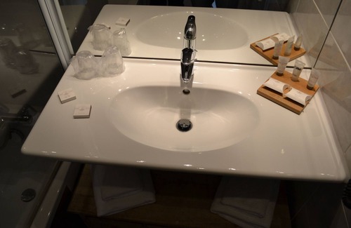 Deauville City Centre Hotel | Hotel Almoria