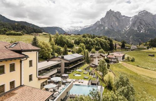 Kastelruth Hotel | Hotel Alpenflora