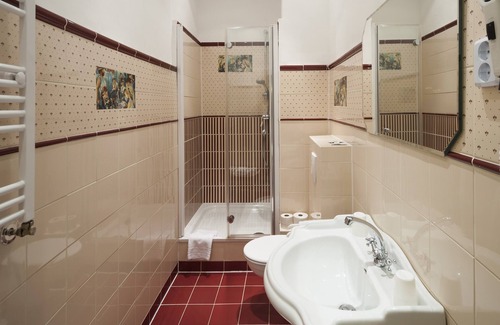 Sachsenhausen-Sud Hotel | Hotel am Berg