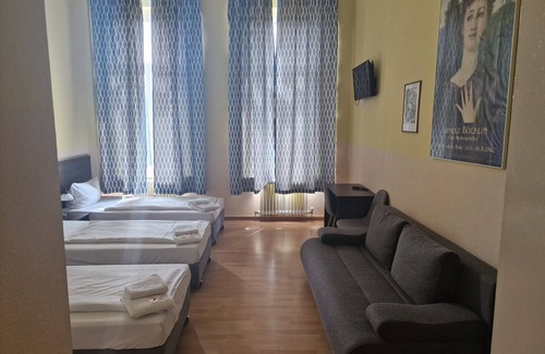 Charlottenburg Hotel | Hotel Am Stuttgarter Eck