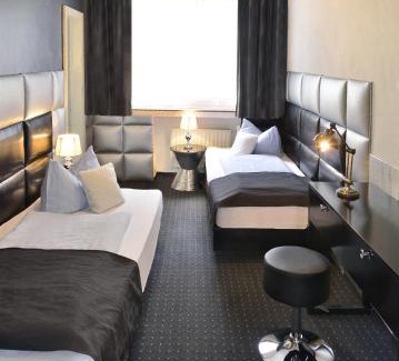 Stadtmitte Hotel | Hotel Am Wehrhahn