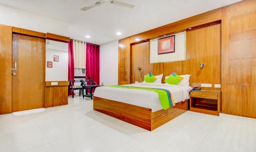 Gomti Nagar Hotel | Hotel Amanda