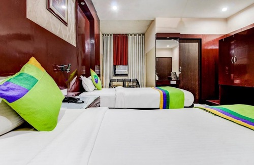 Gomti Nagar Hotel | Hotel Amanda
