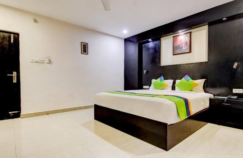 Gomti Nagar Hotel | Hotel Amanda
