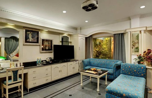Fatehabad Road Hotel | Hotel Amar
