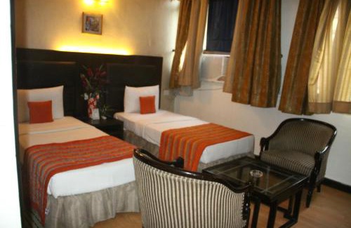 Lajpat Nagar Bed & Breakfast | Hotel Amar Inn- Lajpat Nagar Central Market