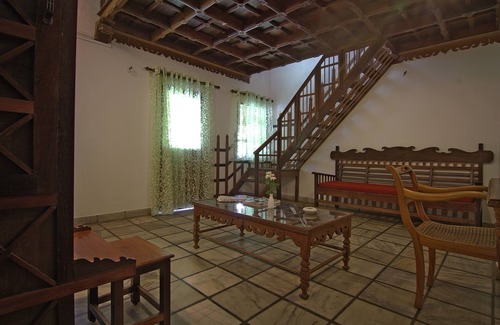 Kumily Hotel | Hotel Ambadi