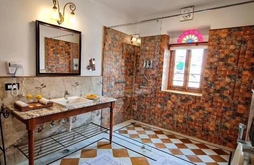 Udaipur Hotel | Hotel Amet Haveli