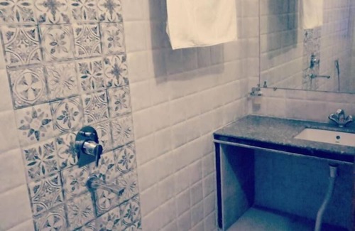 Rajgir Hotel | Hotel Anand Lok