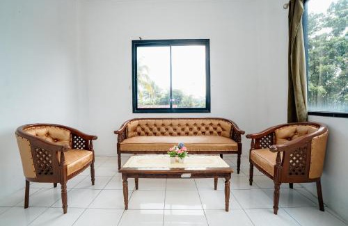 Karang Bolong Hotel | Hotel Andalusia Darunnajah 3