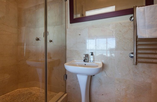 Lagoon Beach Apartment | Hotel Apartment with Sea & Mountain Views