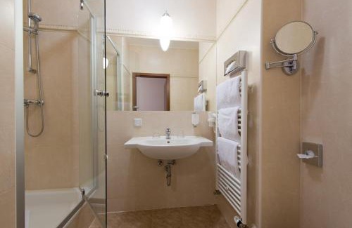 Gleimviertel Hotel | Hotel & Apartments Zarenhof Berlin Prenzlauer Berg