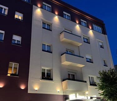Durres Hotel | Hotel Aquila D