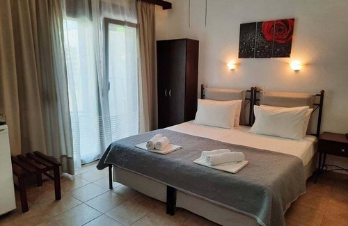 Kala Nera Hotel | Hotel Argo