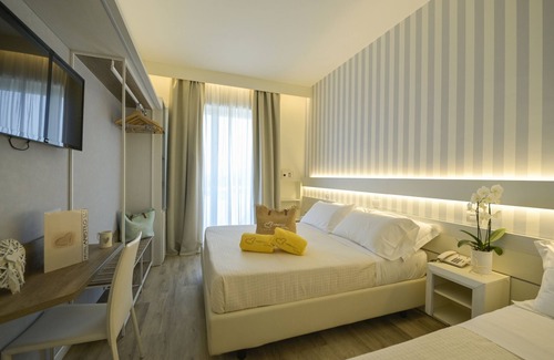 Marina Centro Hotel | Hotel Aristeo Rimini S.R.L