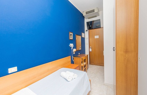 Rivazzurra Bed & Breakfast | Hotel Arlino