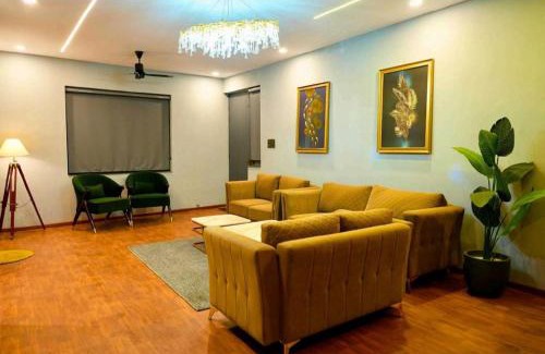Gadarwara Hotel | Hotel Aryan