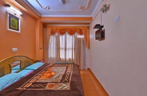 Kandaghat Hotel | Hotel Ashish Inn