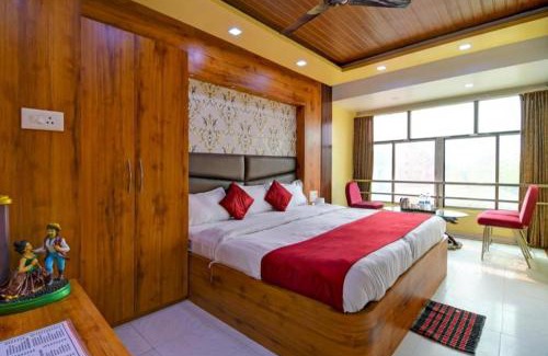 Puri Hotel | Hotel Ashray Puri-Near sea beach with perfect location and Comfortable Room