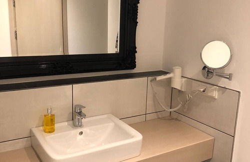 Kelsterbach Hotel | Hotel Athen Kelsterbach Airport