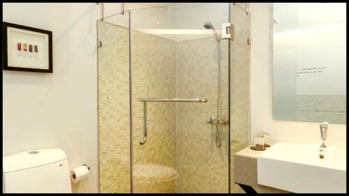 Sagar Hotel | Hotel ATITHI INN ! near Dwarikadhish Temple - Fully Air Conditioning Rooms with Room Service