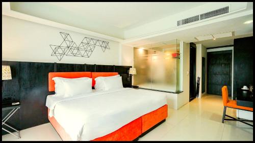 Sagar Hotel | Hotel ATITHI INN ! near Dwarikadhish Temple - Fully Air Conditioning Rooms with Room Service