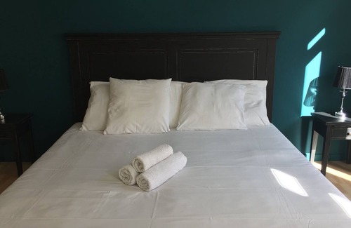 Sanary-sur-Mer Hotel | Hotel Atmosphere