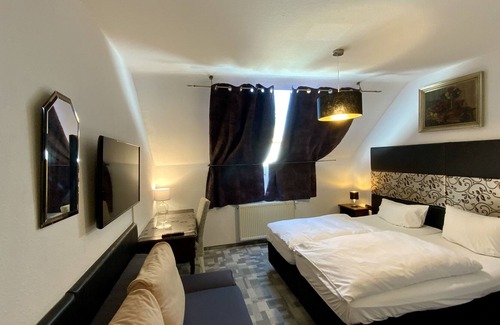 Raunheim Hotel | Hotel Attaché Frankfurt Airport Raunheim