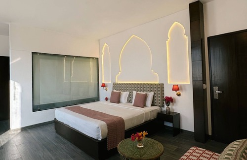 Agra Hotel | Hotel Atulyaa Taj