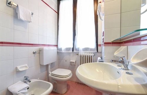 Desenzano del Garda Hotel | Hotel Aurora