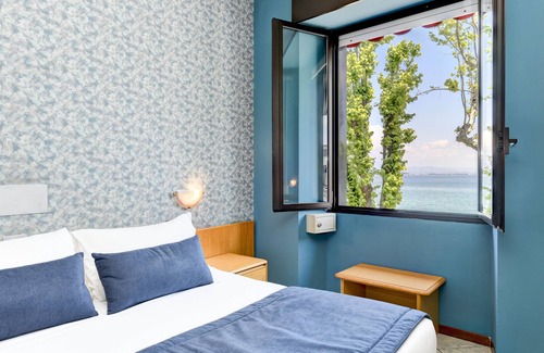 Desenzano del Garda Hotel | Hotel Aurora