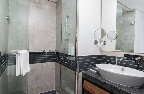 Jumeirah Village Circle Hotel | Hotel Avalon Dubai Jumeirah Village Circle