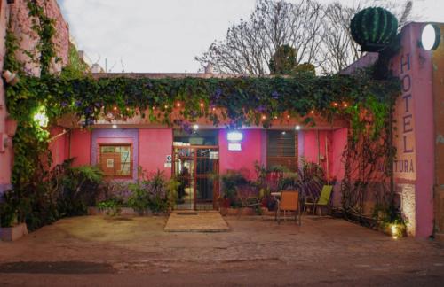 Barrio de Santiago Hotel | Hotel Aventura