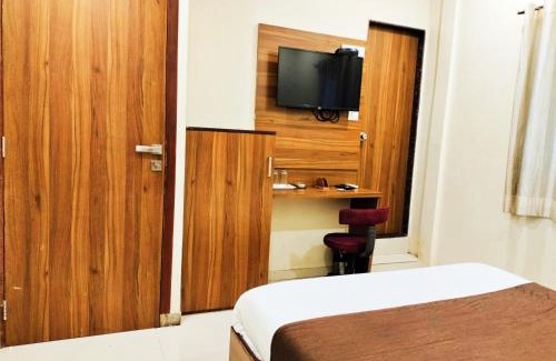Jogeshwari East Hotel | Hotel Avion Palace