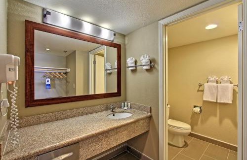 Morro Bay Hotel | Hotel Avisa Downtown