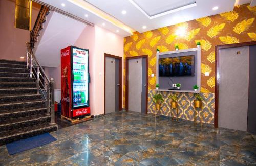 Faizabad Hotel | Hotel Ayodhya Palace - 400 Mtrs from HANUMAN GARHI