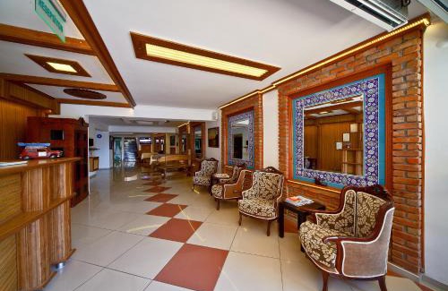 Akyaka Hotel | Hotel Azmakhan