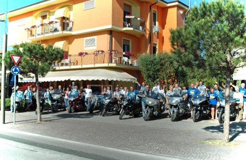 Colombare Hotel | Hotel Azzurra
