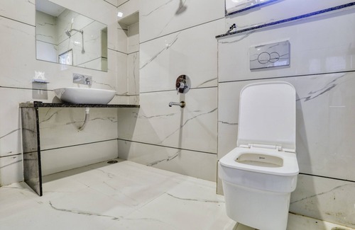Indore Hotel | Hotel B Fine By Aceotel
