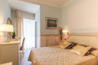 San Giuliano a Mare Hotel | Hotel Baia Imperiale