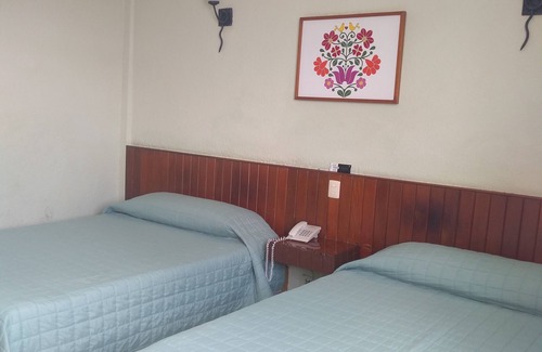 Downtown Cancun Hotel | Hotel Batab