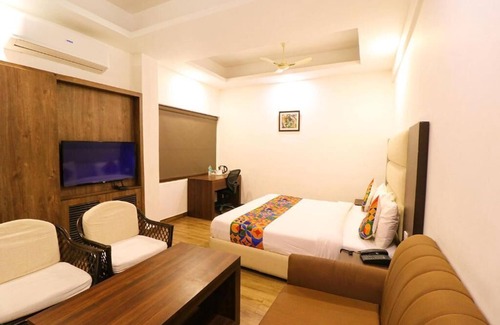 New Delhi Hotel | Hotel Bel Morris