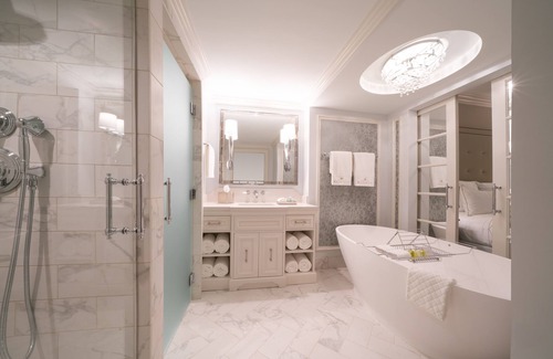 Downtown Charleston Hotel | Hotel Bennett