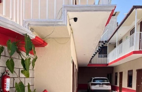 Ezequiel Montes Hotel | Hotel Bernal