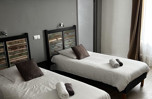 Cros-de-Cagnes Hotel | Hotel Bleu Riviera