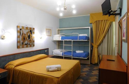 Paola Hotel | Hotel Blumentag
