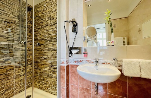 Mitte Hotel | Hotel & Boardinghouse Garden Living