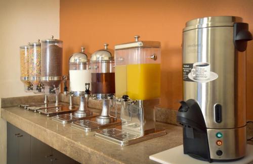 Downtown Cancun Hotel | Hotel Bonampak